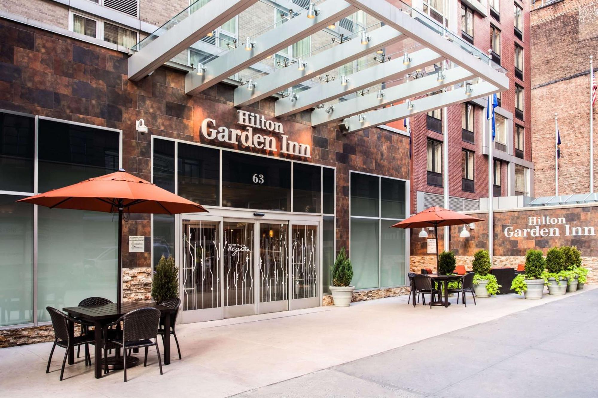 Hilton Garden Inn West 35Th Street New York Exterior photo